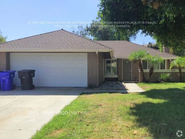 Building Photo - 11210 Lorenzo Dr