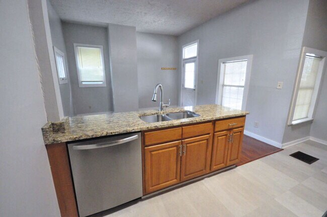 Foto del edificio - 1518 Worthington St