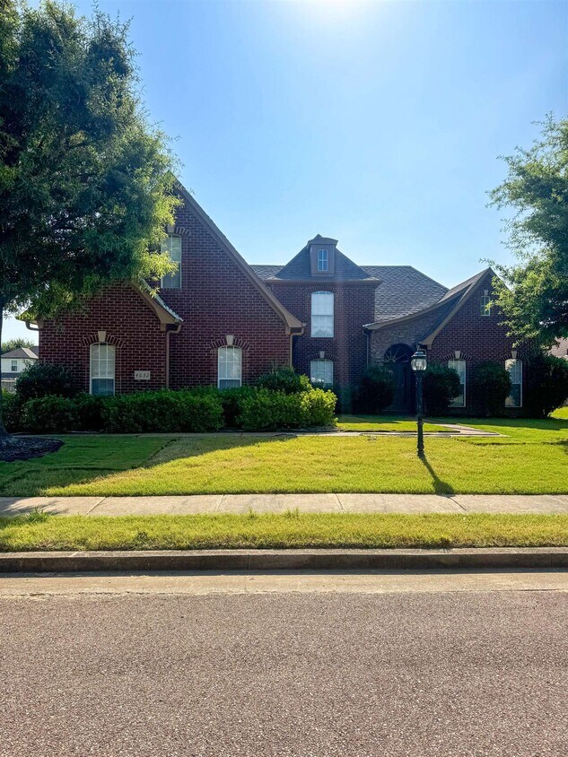 Foto principal - 4632 Barkley Glen Dr