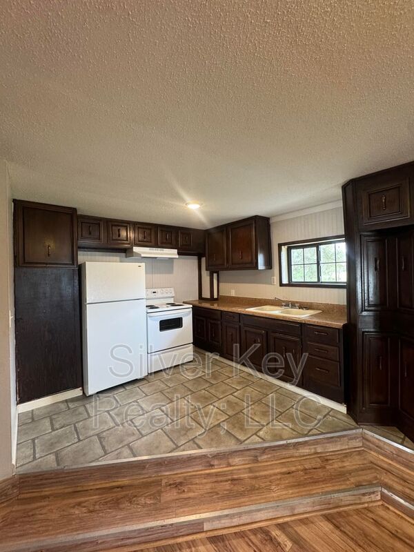 Foto del edificio - 1432 Niles Ferry Rd