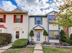 Building Photo - 75 Pear Tree Ln Building Photo - 75 Pear Tree Ln