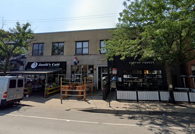 Photo - 2011 W Division St Apartment