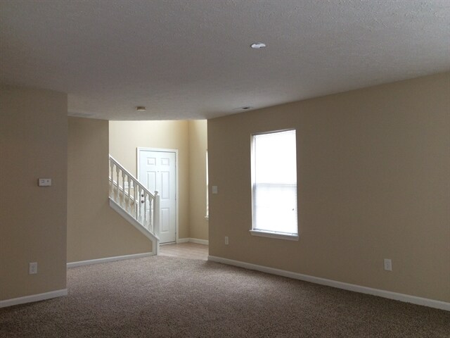 Building Photo - 1925 Tourmaline Drive