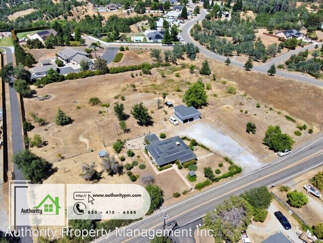 Building Photo - 3 br, 1 bath House - 6876 Happy Valley Rd.