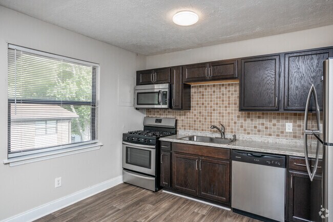 2BR, 1BA - 1253 FT - Cocina - New Carrollwood