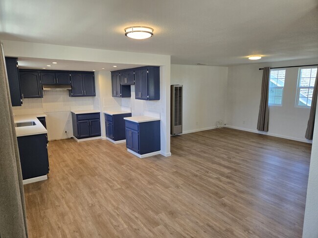 Building Photo - 1772 W 22nd St