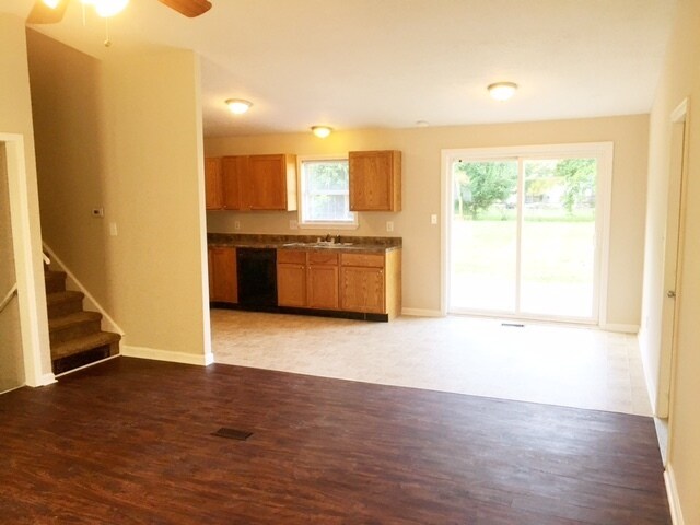 Foto del edificio - 5933 DOLLAR HIDE SOUTH DRIVE
