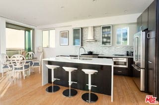 Foto del edificio - 6985 Trolleyway S