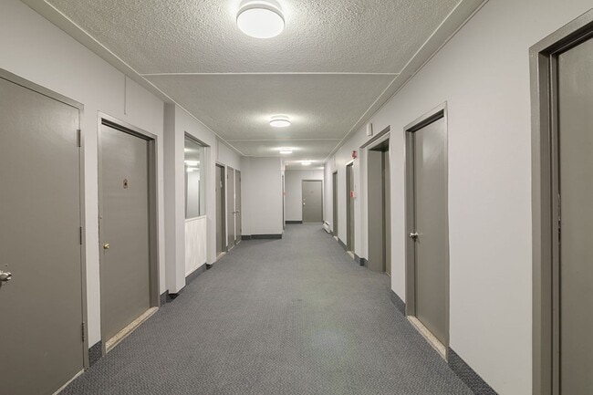 Photo du bâtiment - 6525 Côte-Saint-Luc