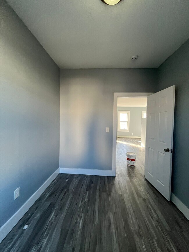 Foto del edificio - 170 Fulton Ave