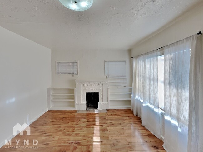 Foto del edificio - 2515 64th Ave