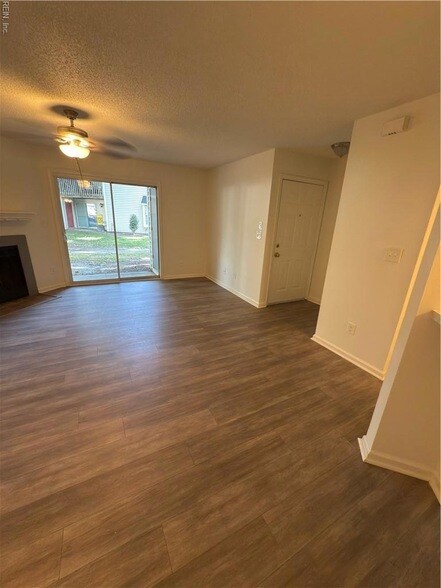 Building Photo - 1713 Boulder Ln