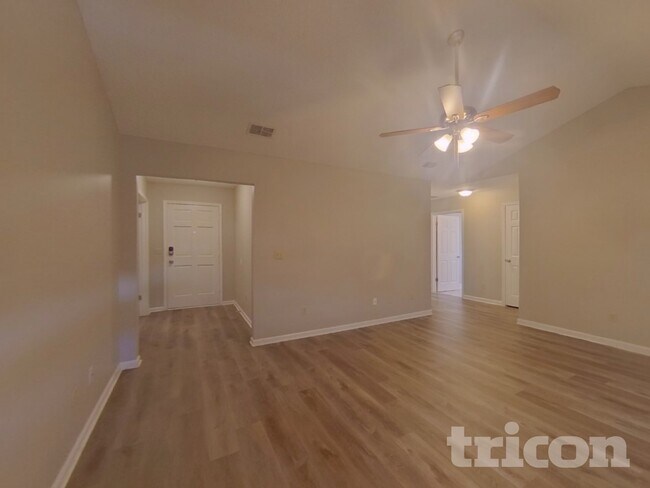 Building Photo - 2068 Manucy Ct