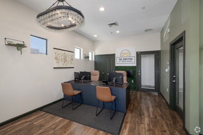 Interior Photo - Junction at Ironhorse