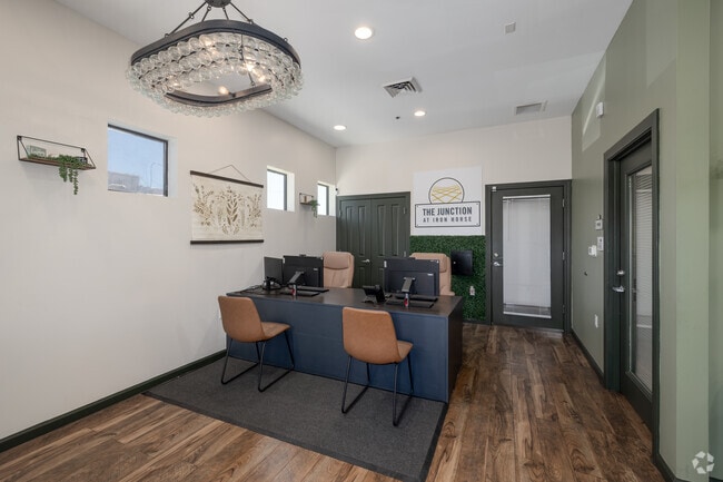 Interior Photo - Junction at Ironhorse