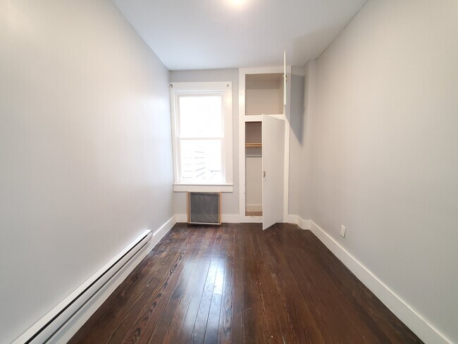 480 Kennedy 2R - 476 Kennedy Blvd