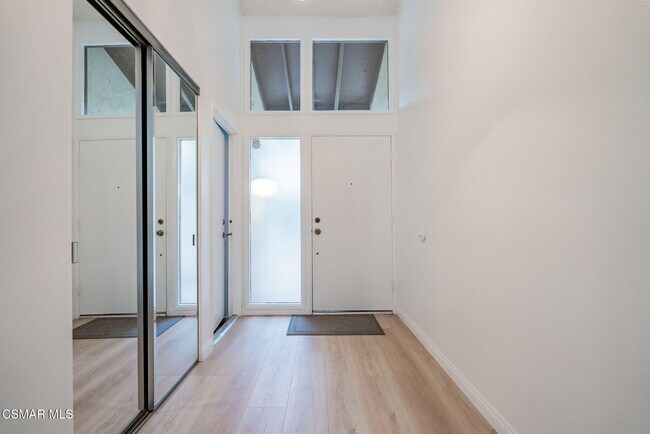 Foto del edificio - 673 Woodlawn Dr