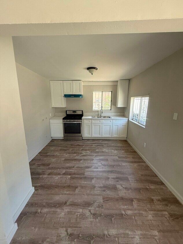 Foto principal - 6212 Orchard Ave
