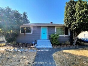 Building Photo - 631 Bertha Ave