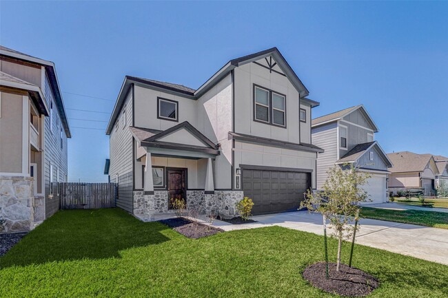 Building Photo - 1038 Elsinore Dr