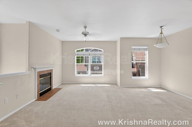 Building Photo - 1175 NE 64th Ln