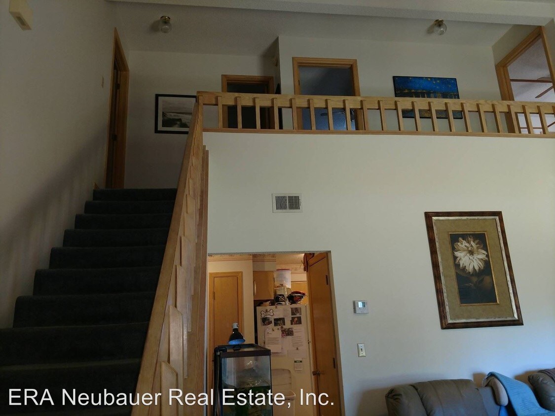 Building Photo - 3 br, 2.5 bath House - 2402 Jason Drive