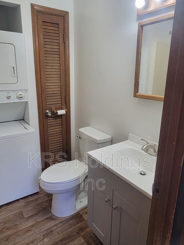 Foto del edificio - 2877 Hidden Oaks Ln