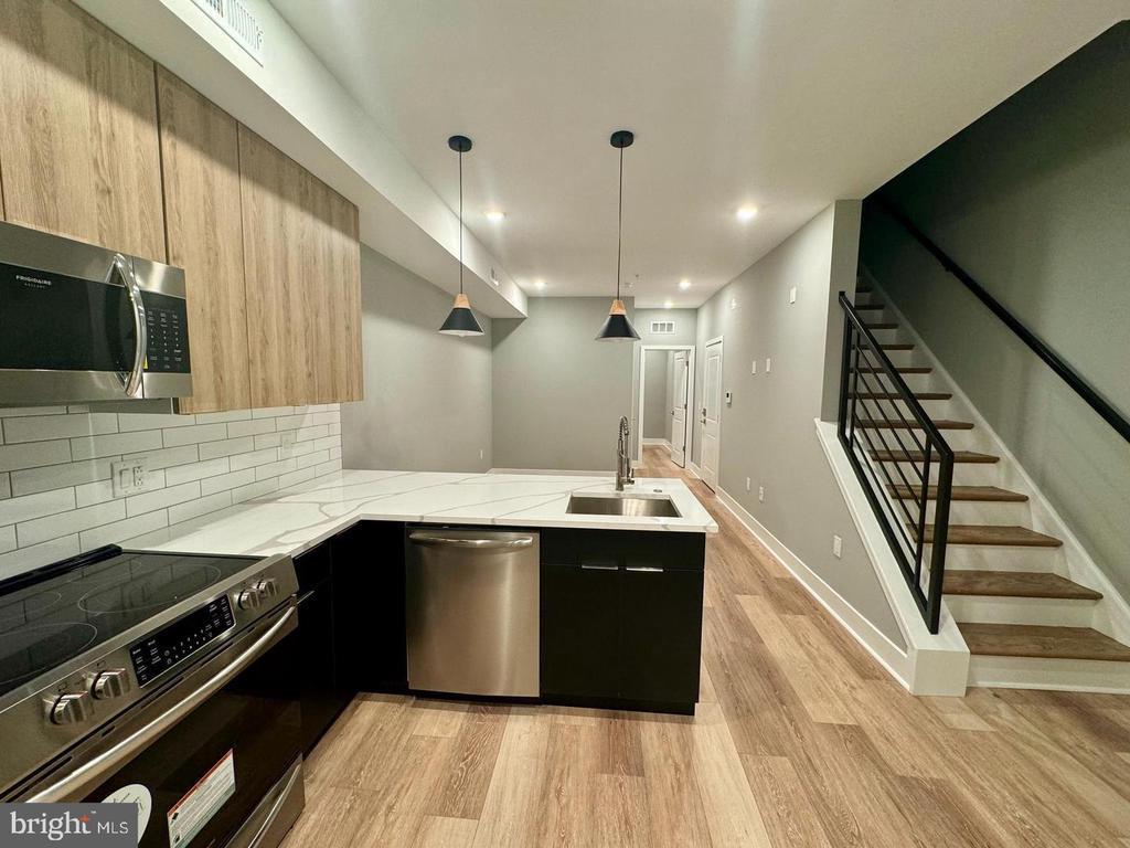 Foto principal - 2526 Cecil B. Moore Ave
