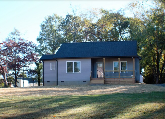 Foto del edificio - 2 bedroom 2 bathroom home built is 2022. O...