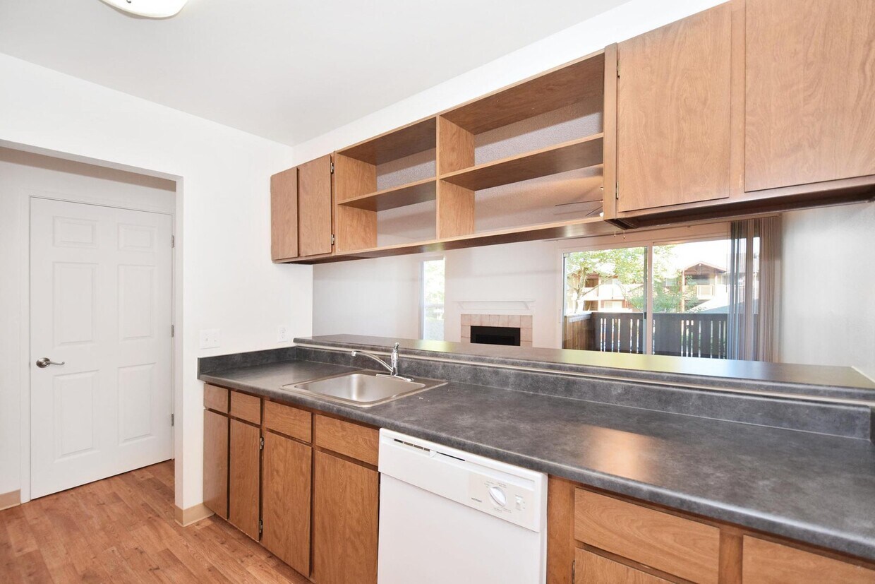 Foto del edificio - 12375 Mt Jefferson Terrace