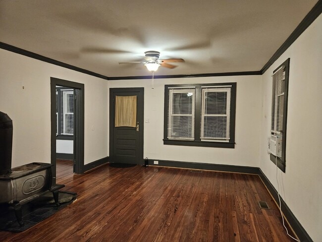 Foto del edificio - 2 BR, 1 BA on 1 ACRE