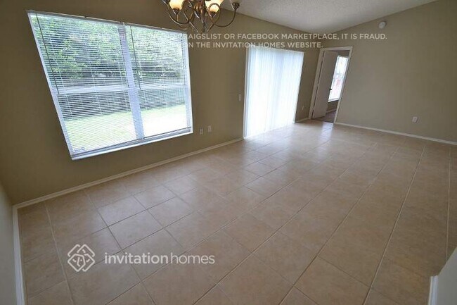 Foto del edificio - 26821 Roseann Pl