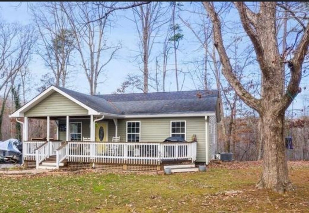 Primary Photo - 100 Anderson Ridge Rd