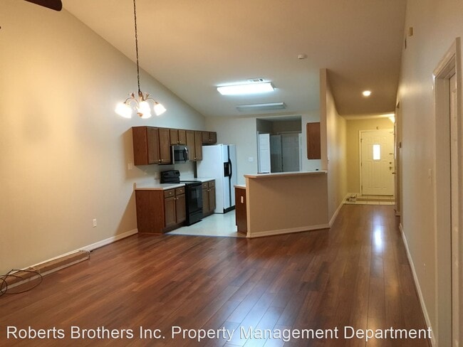 Building Photo - 3 br, 2 bath House - 746 Willow Springs Drive