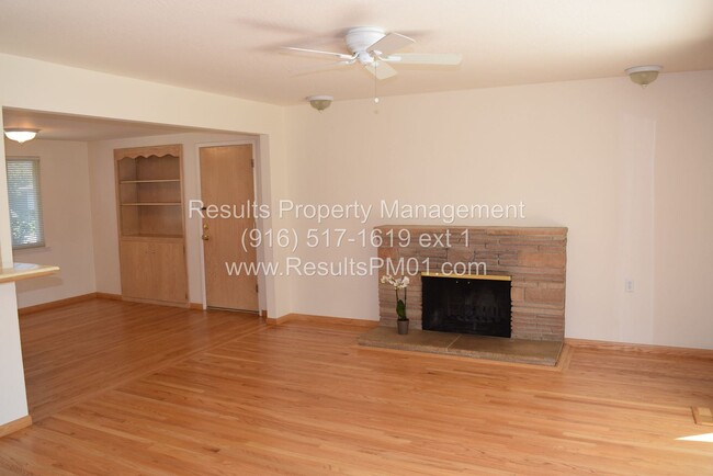Building Photo - 3 br, 2 bath House - 4024 Rochdale Dr.