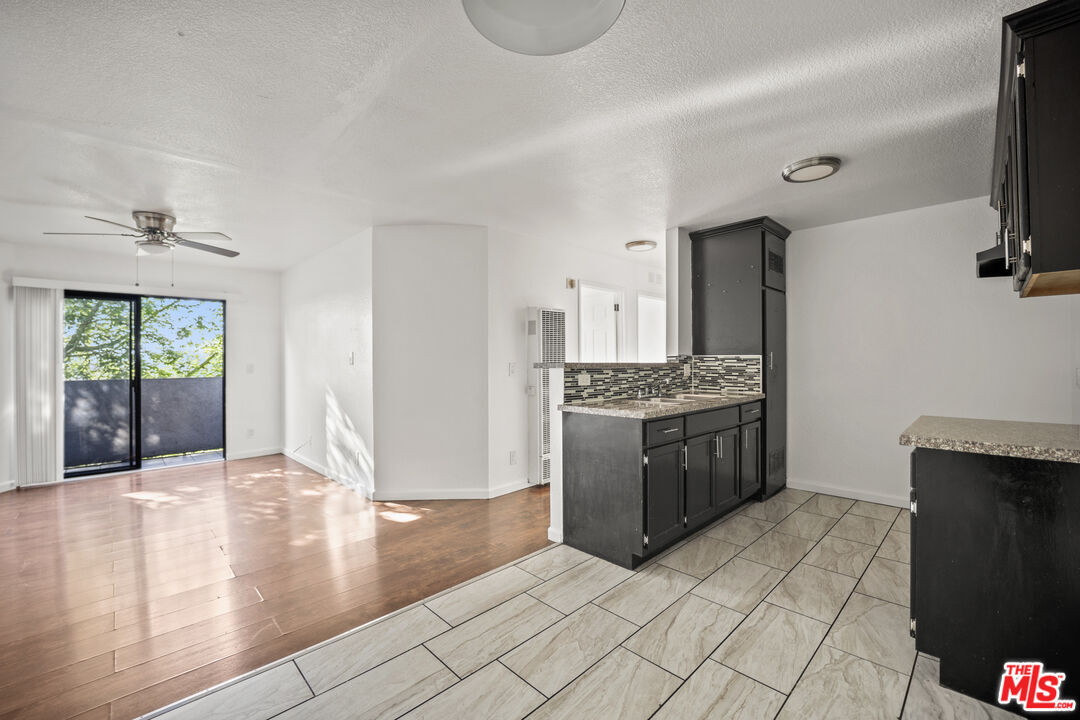 Foto principal - 412 Coronado Terrace