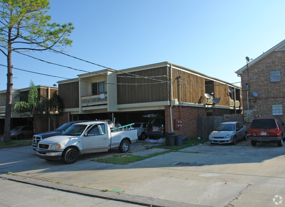 Primary Photo - 2133 Pasadena Ave