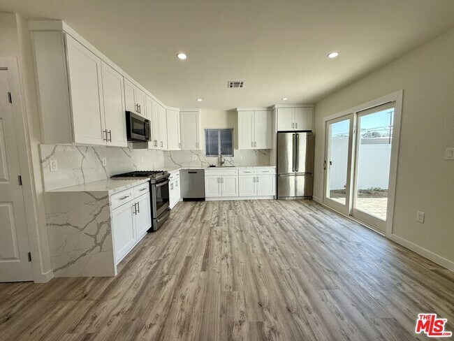 Building Photo - 5244 Whitsett Ave