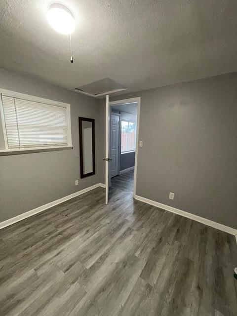 Building Photo - 919 Laurel Dr