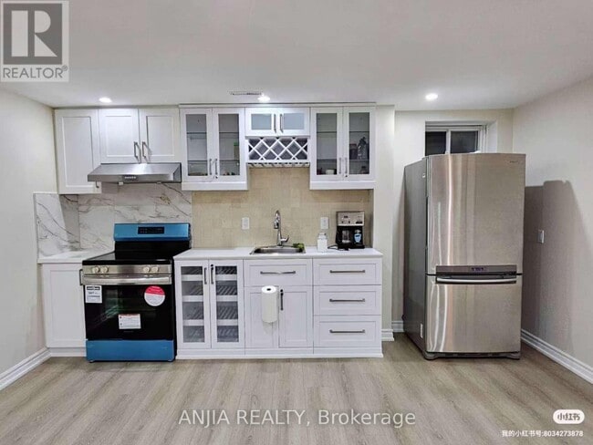 Building Photo - 30 Braeside Square