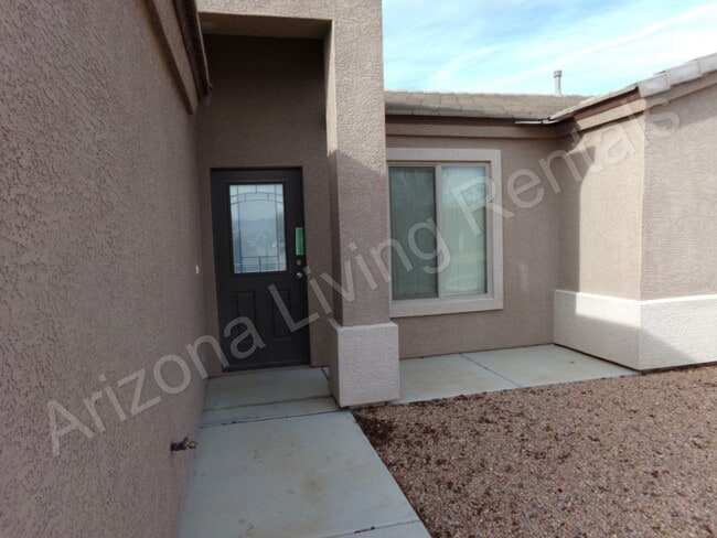 Foto del edificio - SUPER CLEAN 4 BEDROOM HOME