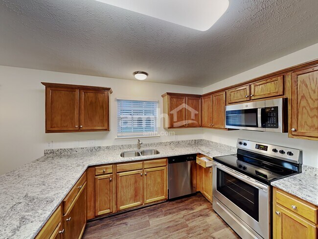 Foto del edificio - 7400 E Winchester Dr