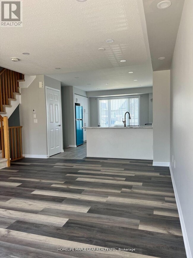 Building Photo - 1 Beckenrose Ct