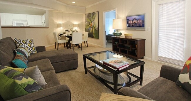 Building Photo - Breckenridge Apartments