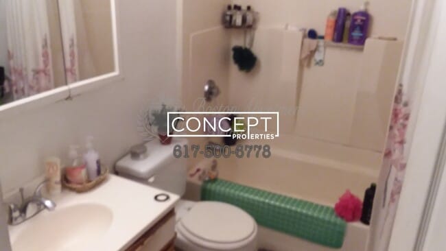 Building Photo - 26 Haskell St