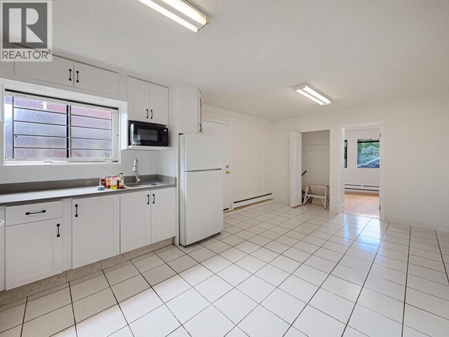 Photo du bâtiment - 3218 E 45th Ave