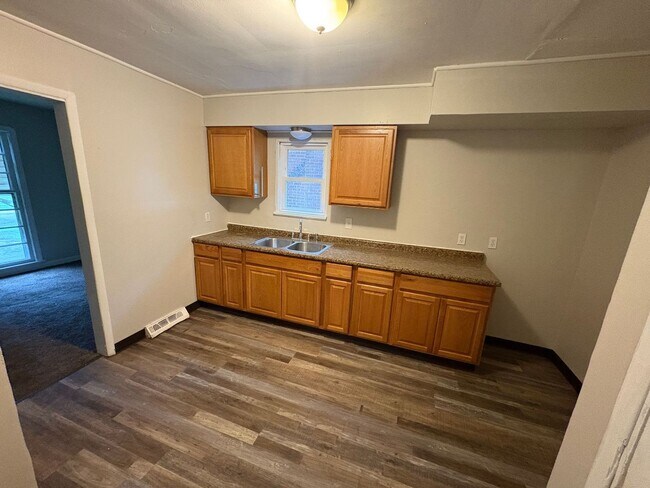 Foto del edificio - 15603 Stockbridge Ave