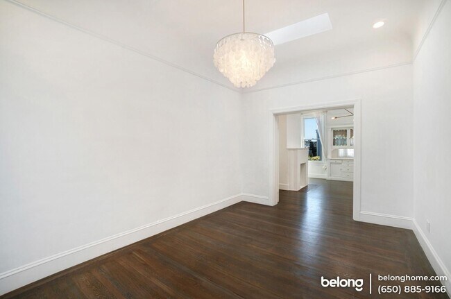 Foto del edificio - 1287 Sanchez St