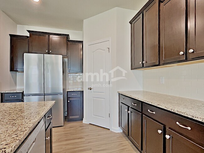 Building Photo - 14321 Cato Dr