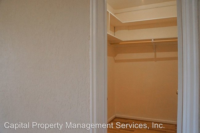 Foto del edificio - 130 NW 19th Ave